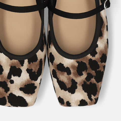 2025AW：スクエアトゥ メリージェーン フラット（m10310）レオパード/mamian（マミアン）