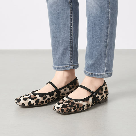 2025AW：スクエアトゥ メリージェーン フラット（m10310）レオパード/mamian（マミアン）